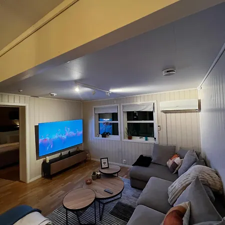 Rostad - With Kitchen And Free Parking Appartement